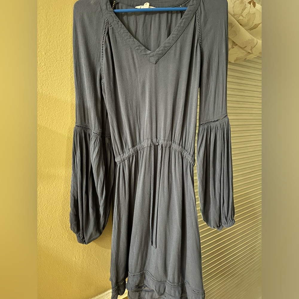 Revolve Blue Mini - Picture 2 of 3